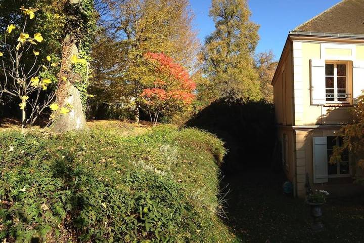 Location de vacances pour 6 personnes, avec balcon et jardin à Montfort-l'Amaury - 4
