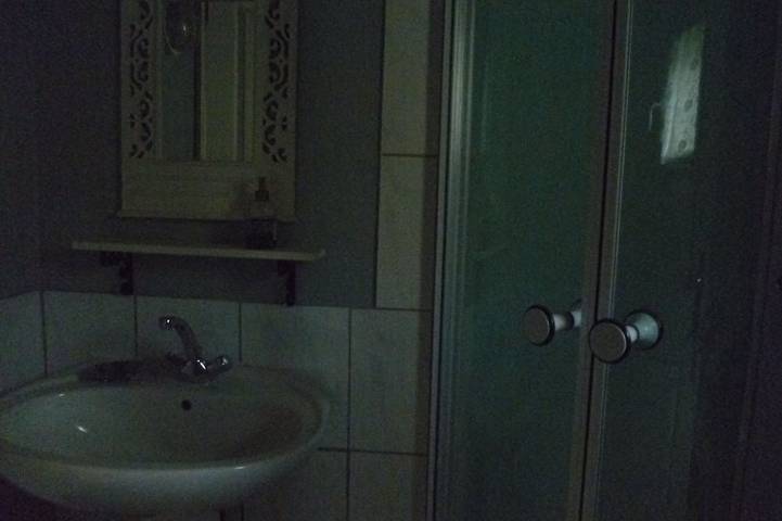 Gîte pour 4 personnes, avec piscine à Larroque-Toirac - 4