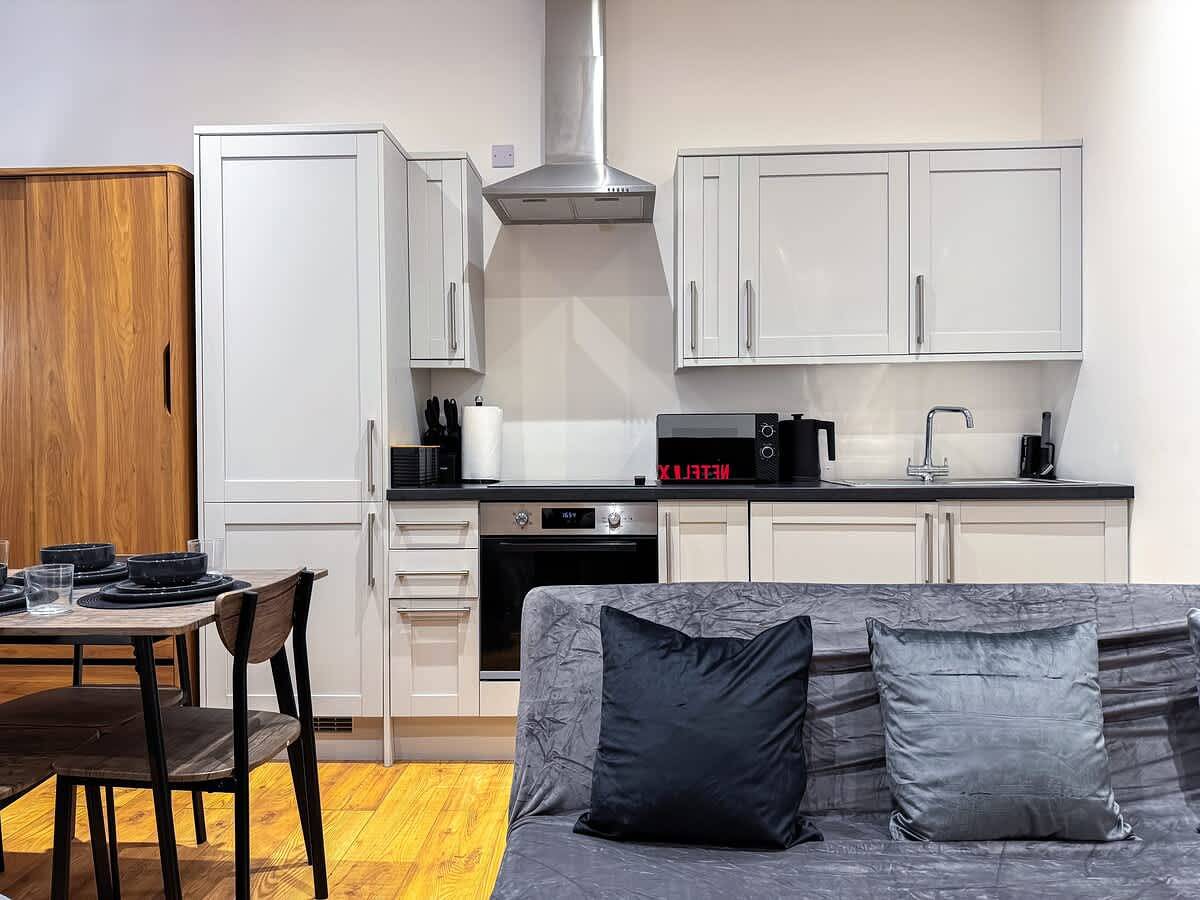 Entire apartment, Bright & Cosy 1-Bed Home | Heart of Maidstone in Kent