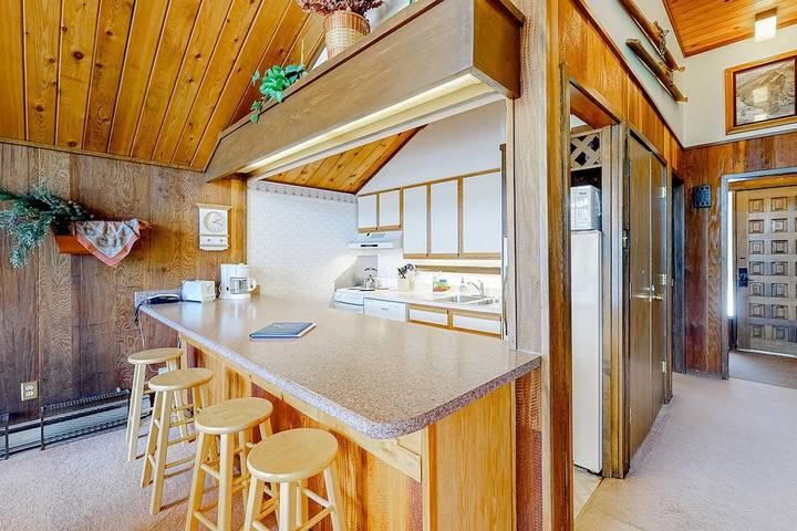 Cabaña para 6 personas, con jacuzzi y balcón en Purgatory