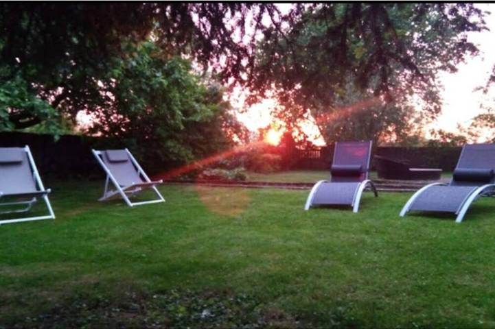 Maison de vacances pour 15 personnes, avec Balcon ainsi que Jacuzzi et Jardin