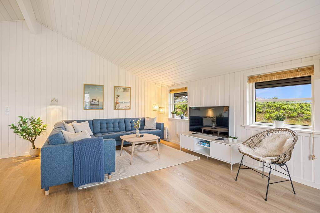 Gepflegtes Ferienhaus in Bjerregård mit Sauna in Bjerregård, Holmsland Klit
