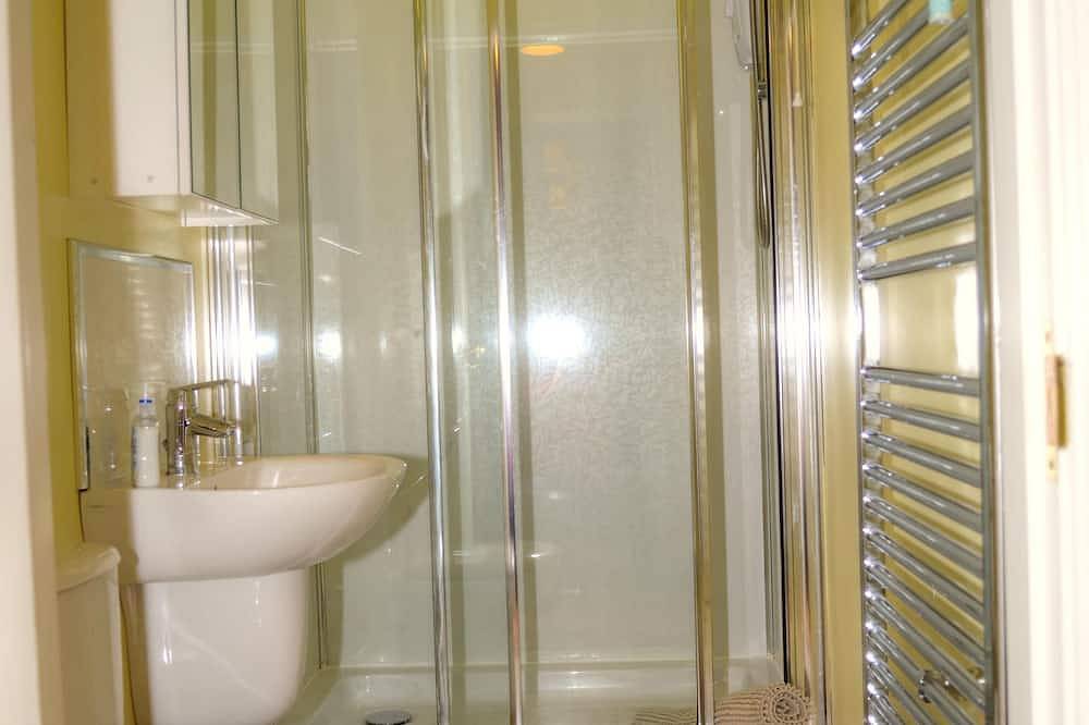 Landleben, privater Garten und großartige Lage, um Ulster zu bereisen. Neue Heisse Wanne in Grafschaft Down