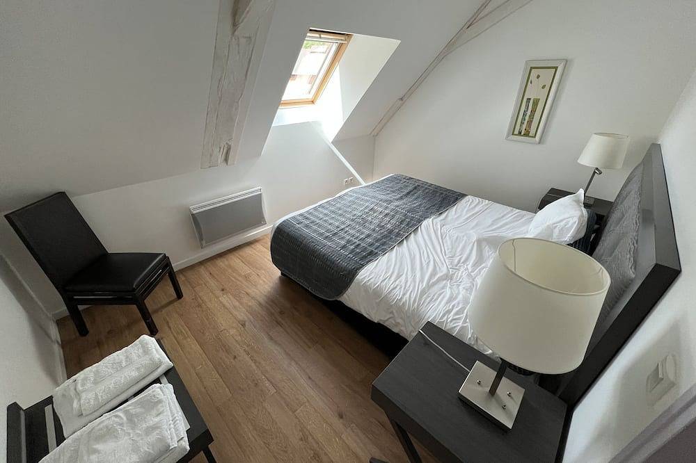 Ganze Wohnung, Venez Dormir Dans Lancien Hospice Duzerche in Uzerche, Tulle und Umgebung