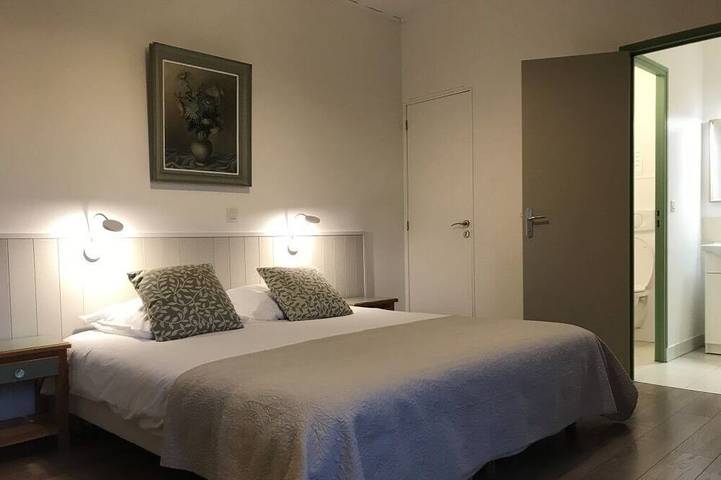 Location de vacances pour 2 personnes, avec Jardin et Piscine à Chalais (Aquitaine) - 2
