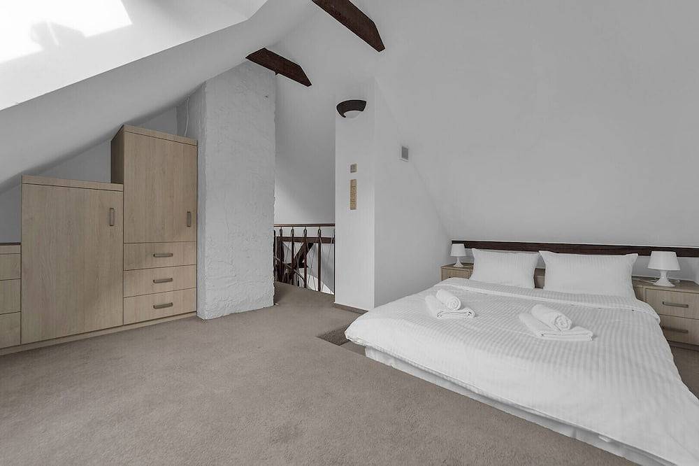 Ganze Wohnung, Rynek Nowego Miasta Two-Level Apartment in Warschau Stadtmitte, Warschau