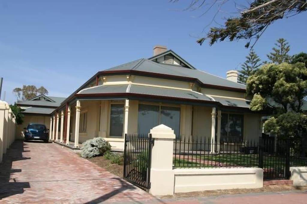 Esplanade Beach House in Adelaide, South Australia
