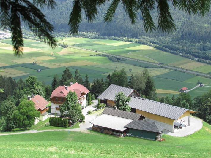 Pension für 4 Personen, mit Balkon und Terrasse sowie Garten und Pool in Gitschtal