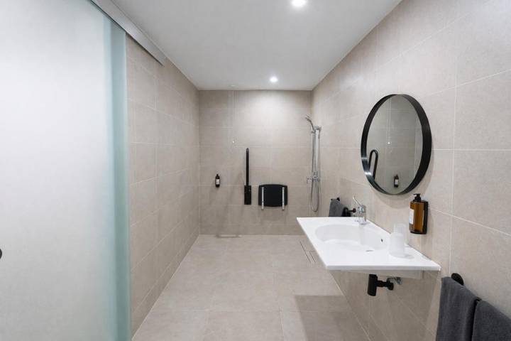 Location de vacances pour 4 personnes, avec sauna et piscine ainsi que jardin et jacuzzi à Magaluf - 4