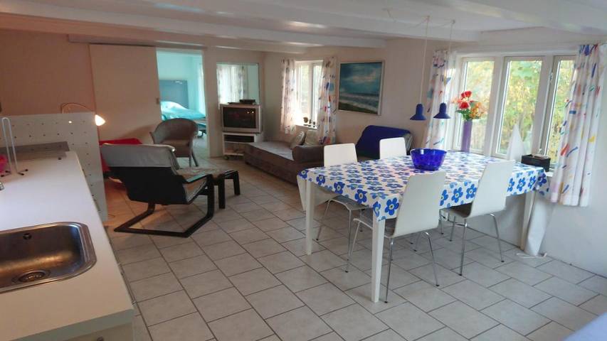 Bed and breakfast for 2 personer, med have, husdyr tilladt - 1