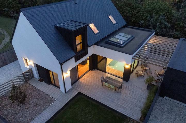 Location de vacances pour 8 personnes, avec Terrasse et Jardin dans Plage Kermor