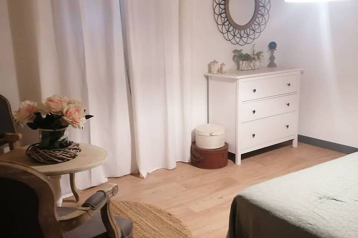 Location de vacances pour 9 personnes, avec jardin, animaux acceptés à Valprionde - 4