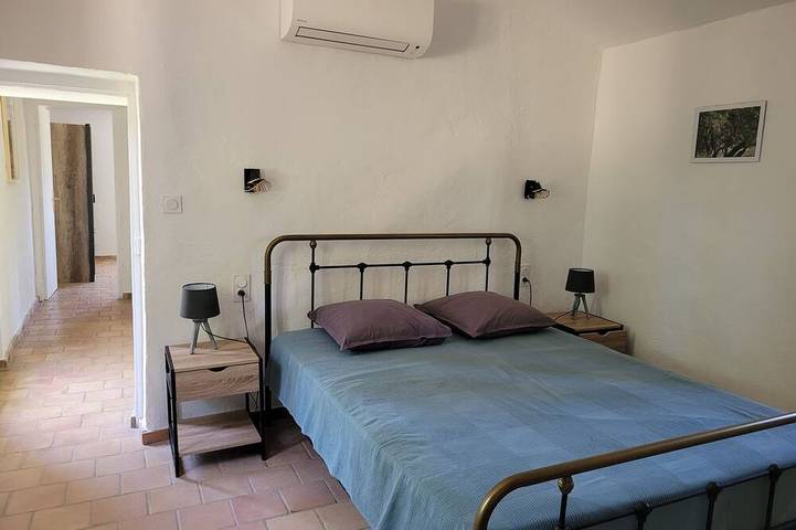 Gîte pour 6 personnes, avec Terrasse et Jardin dans le Luberon - 4