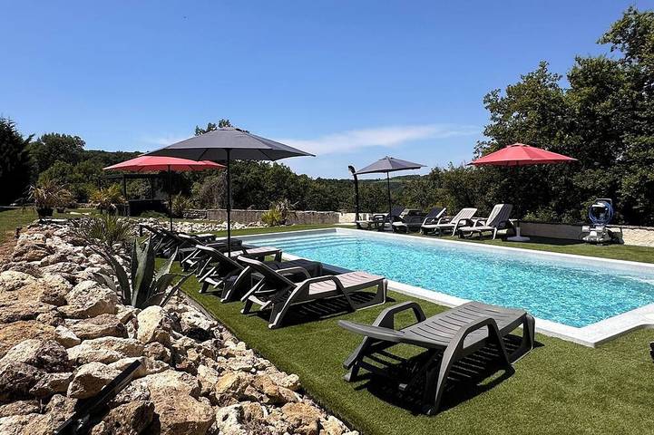 Vakantiehuis voor 4 personen, with zwembad and tuin as well as whirlpool - 1