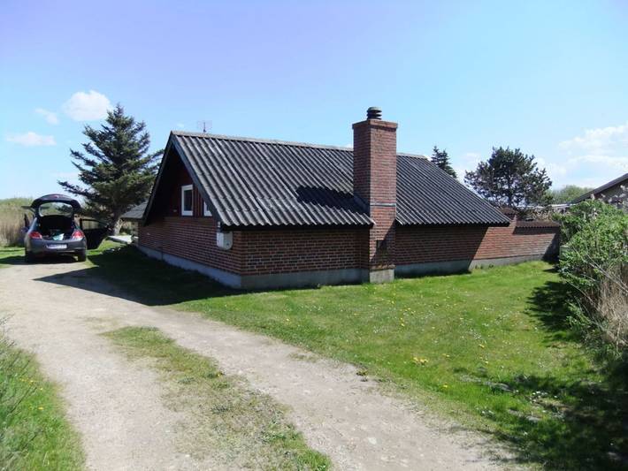 Ferieudlejning for 6 personer, med Terrasse i Lakolk