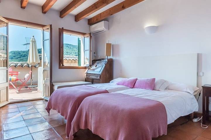 Traditionelles Stadthaus aus Stein, ruhige Lage mit herrlichem Bergblick in Biniaraix, Sóller