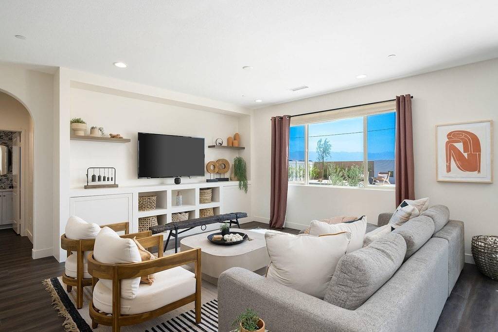 Park Cadiz - Professionally designed home close to festivals, tennis, and golf in Coachella, Coachella Valley