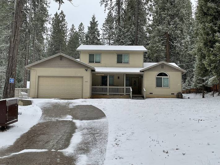 Vacation rental for 12 people, with terrace and pool in Arnold