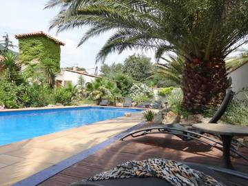 Gîte pour 2 personnes, avec jardin ainsi que piscine et vue à Sorède
