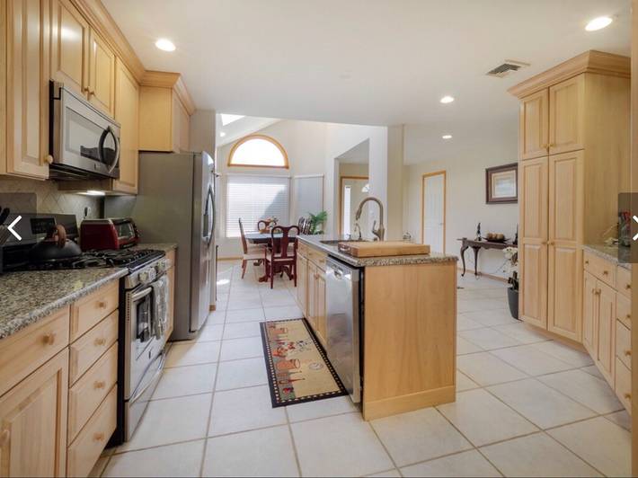 Vacation rental for 6 people, with yard in Hampton Bays