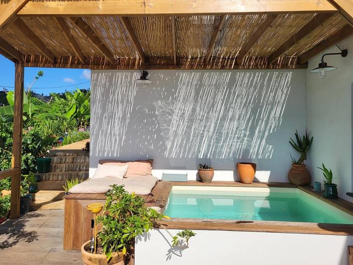 Casa de vacaciones para 2 personas, con vistas además de piscina y jardín - 1