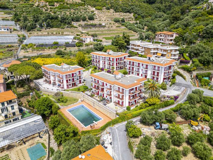 Ferienwohnung für 4 Personen, mit Balkon und Garten sowie Pool in Cipressa - 3