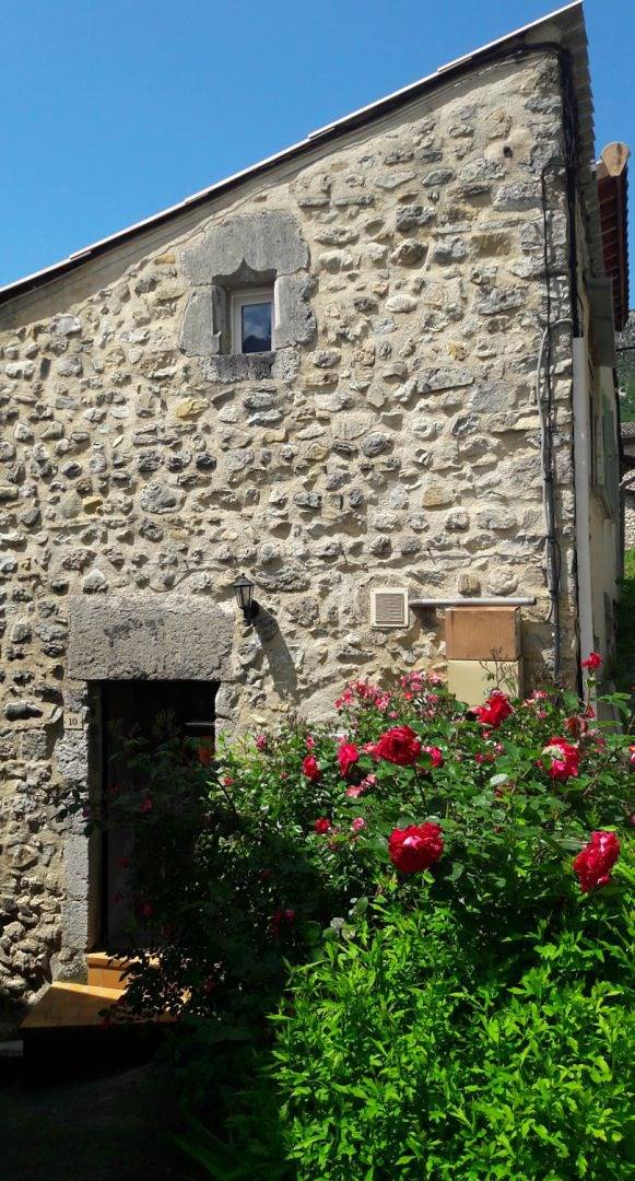 Location de vacances pour 4 personnes, avec balcon, animaux acceptés dans la Drôme - 2