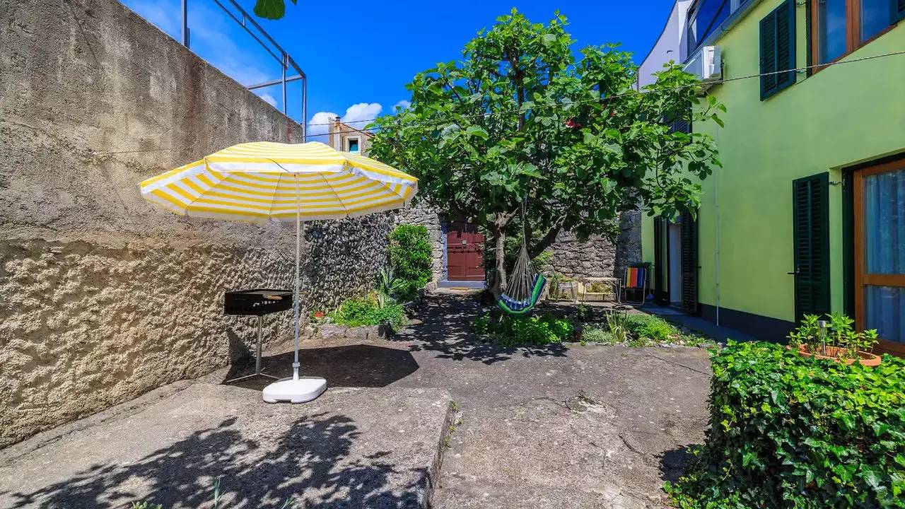 Vakantiehuis voor 4 personen met tuin in Crikvenica, Primorje-Gorski Kotar
