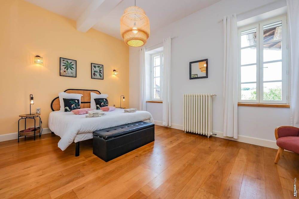La Maison de Clément - Gite D'exception au Coeur du Château Clément Termes in Lisle-sur-Tarn, Albi region