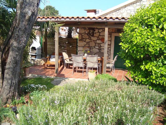 Typisch istrisches Steinhaus mit Grill und Garten in Pomer, Costa sur de Istria