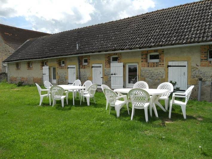 Location de vacances pour 8 personnes à Diou - 2