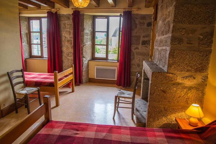 Location de vacances pour 5 personnes, avec terrasse à Brion (Lozère) - 4