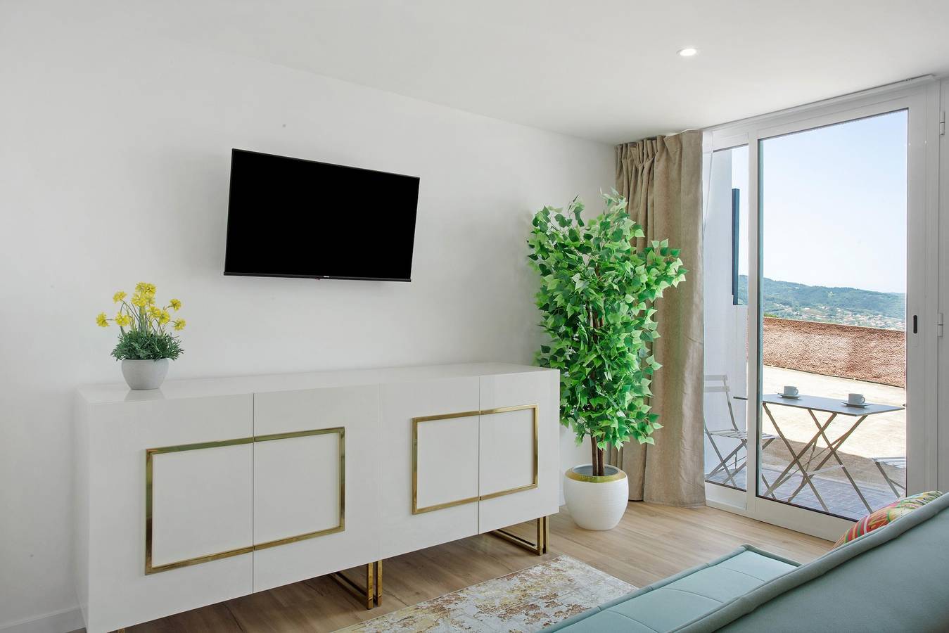 Estúdio inteiro, Apartamento Estúdio 'Casa Belavista' com vista para o mar, Wi-Fi e ar condicionado in Gaula, Madeira