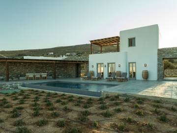 Villa for 6 People in Antiparos City, Paros Regional Unit, Photo 1