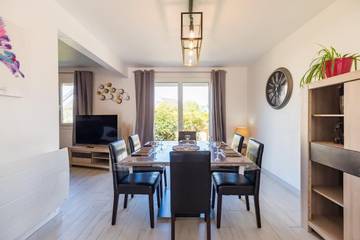 Gîte pour 6 personnes, avec jardin à Plouagat