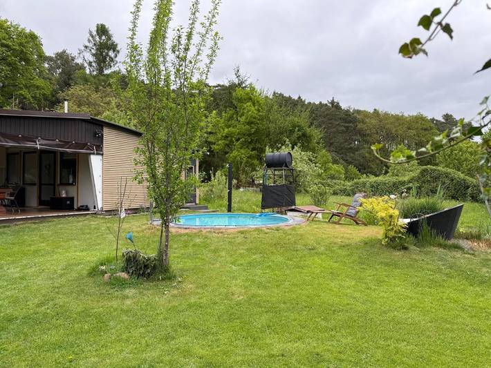 Ferienhaus für 6 Personen, mit Terrasse und Garten sowie Pool und Ausblick in Oderbruch
