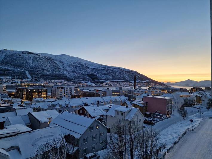 Ferienwohnung für 6 Personen, mit Terrasse und Ausblick in Tromsø - 4