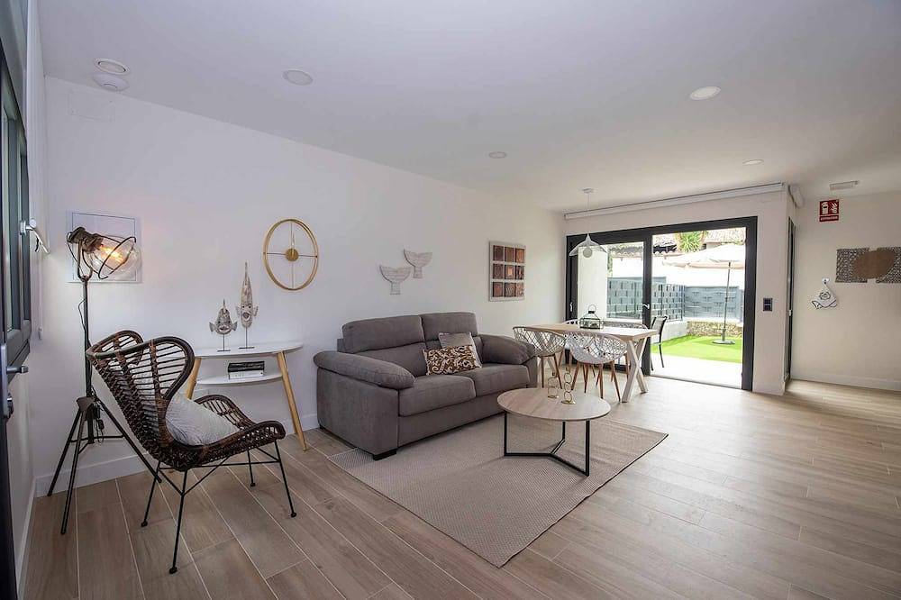 Apartamento entero, Adosado-Duplex Marea Baja 2 zona de playa y montañ in Poo de Llanes, Llanes