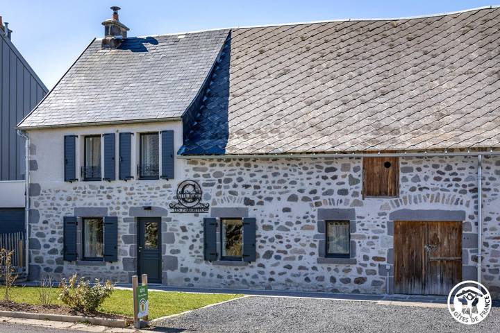Gîte pour 5 personnes, avec Terrasse et Jardin