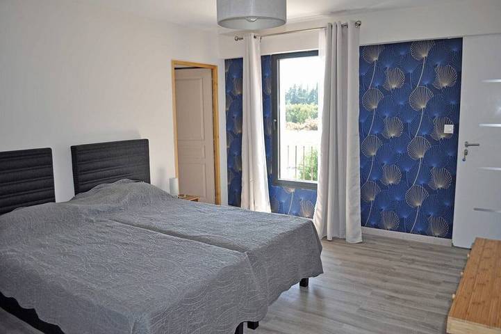 Chambre d’hôte pour 2 personnes, avec piscine et jardin à L'Isle-sur-la-Sorgue