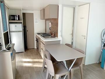 Maison De Vacances pour 4 Personnes dans Saint-Jean-de-Monts, Vendée, Photo 2