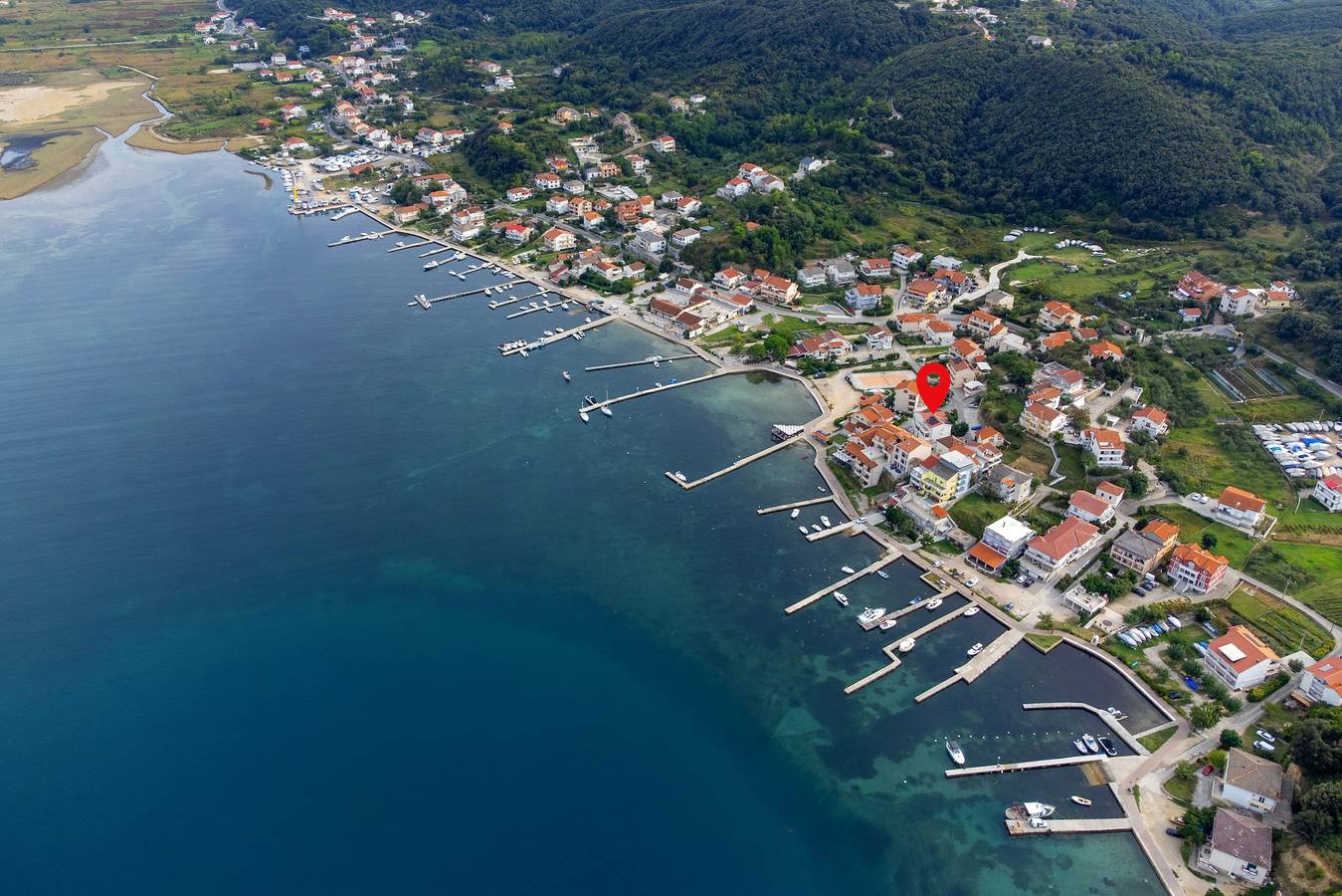 Ganze Wohnung, 1-Zimmer-Ferienwohnung mit Balkon und Meerblick Supetarska Draga - Donja, Rab A-22365-a in Supetarska Draga, Rab