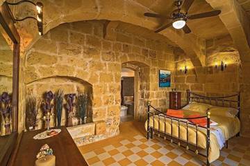 Villa for 12 People in Gharb, Gozo, Photo 3