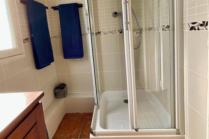 Location de vacances pour 4 personnes, avec jardin et terrasse dans Abondant - 4