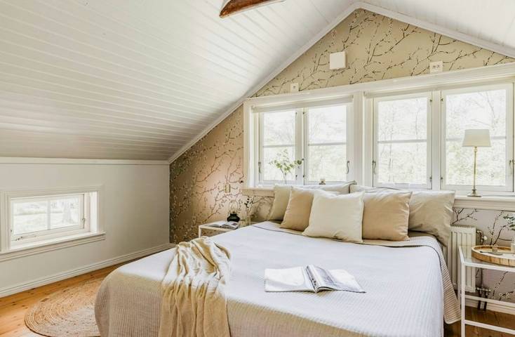 Avkopplande villa med braskamin och egen bäck in Öglunda distrikt, Västergötland