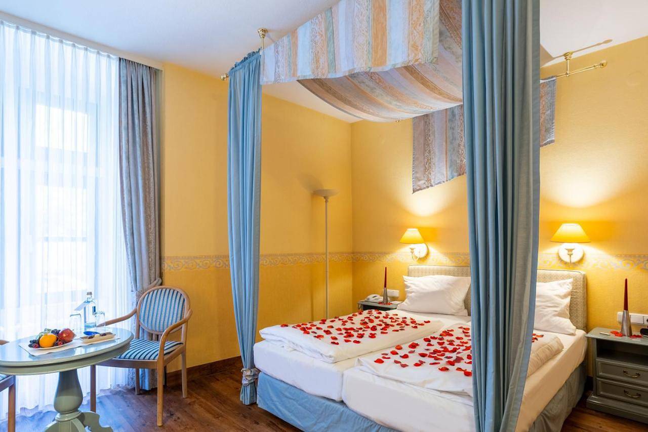 Burghotel Staufenberg in Staufenberg, Lahntal