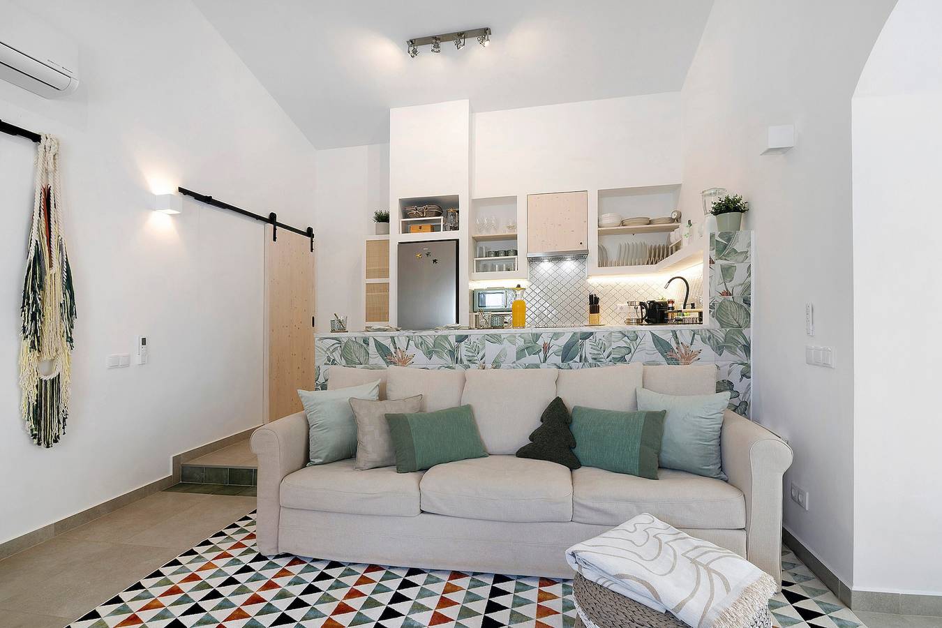 Holiday Home 'Casa A'Venda' with Mountain View, Wi-Fi and Air Conditioning in Moncarapacho, Parque Natural da Ria Formosa