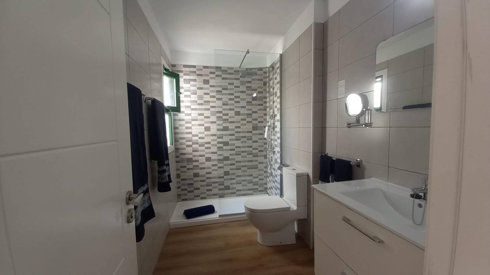 Entire apartment, Holiday Apartment 'Amazing' with Sea View, Shared Pool and Wi-Fi in Puerto Rico (Gran Canaria), South Gran Canaria