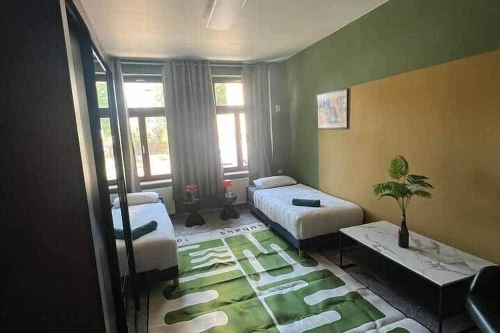 Ganze Wohnung, Apartment Leipzig Alt Lindenau – 5 Pers., Parkplatz in Alt-West, Leipzig