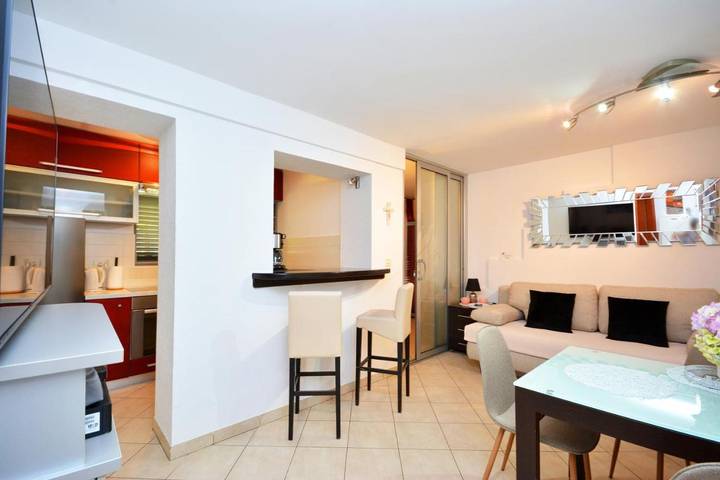 Maison d’hôte pour 3 personnes, avec terrasse à Split - 2